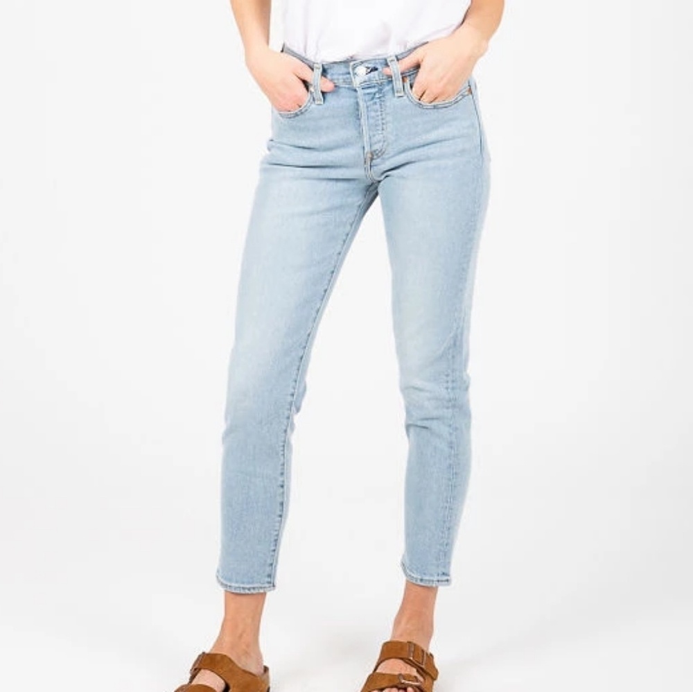 LEVI'S WEDGIE